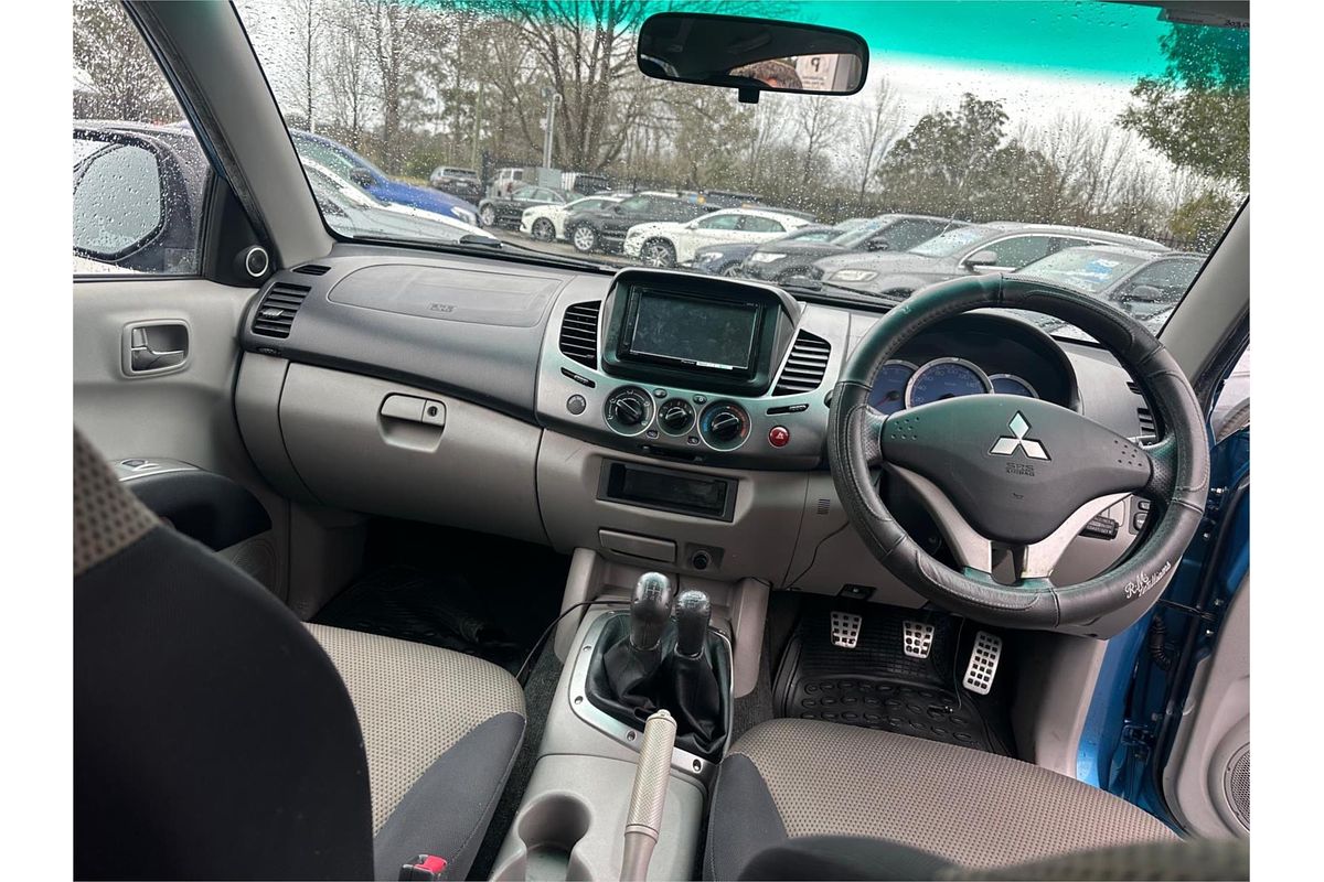 2008 Mitsubishi Triton GLX-R ML 4X4