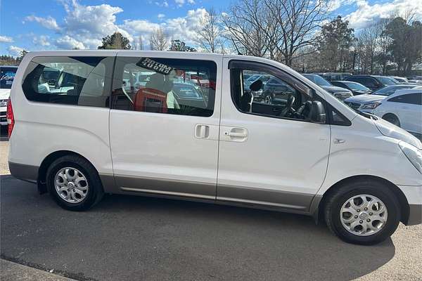 2014 Hyundai iMax TQ-W