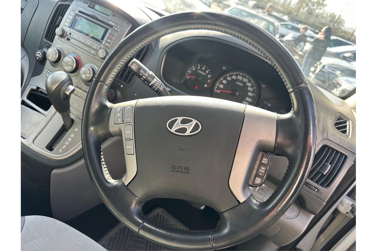 2014 Hyundai iMax TQ-W