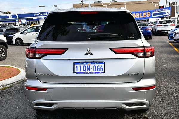 2024 Mitsubishi Outlander Exceed ZM
