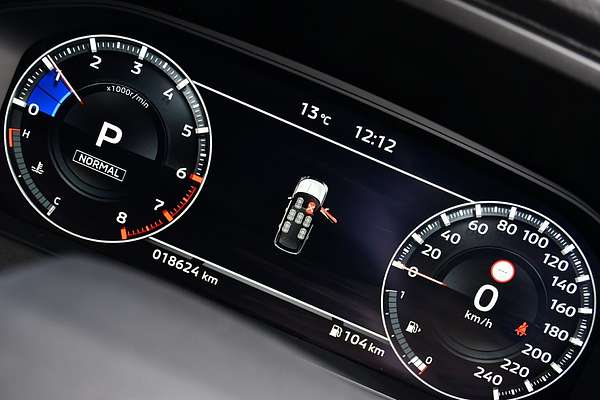 2024 Mitsubishi Outlander Exceed ZM