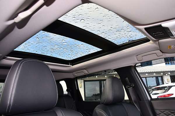 2024 Mitsubishi Outlander Exceed ZM