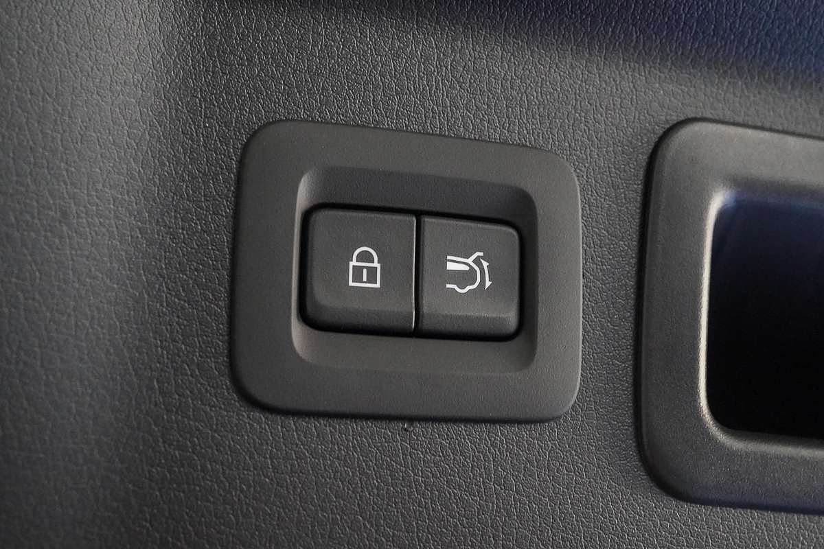 2025 Mazda CX-90 G50e Touring KK