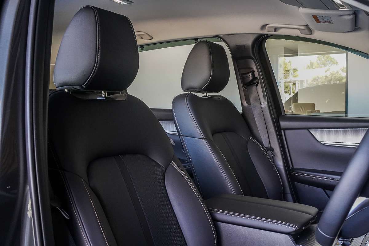 2025 Mazda CX-90 G50e Touring KK