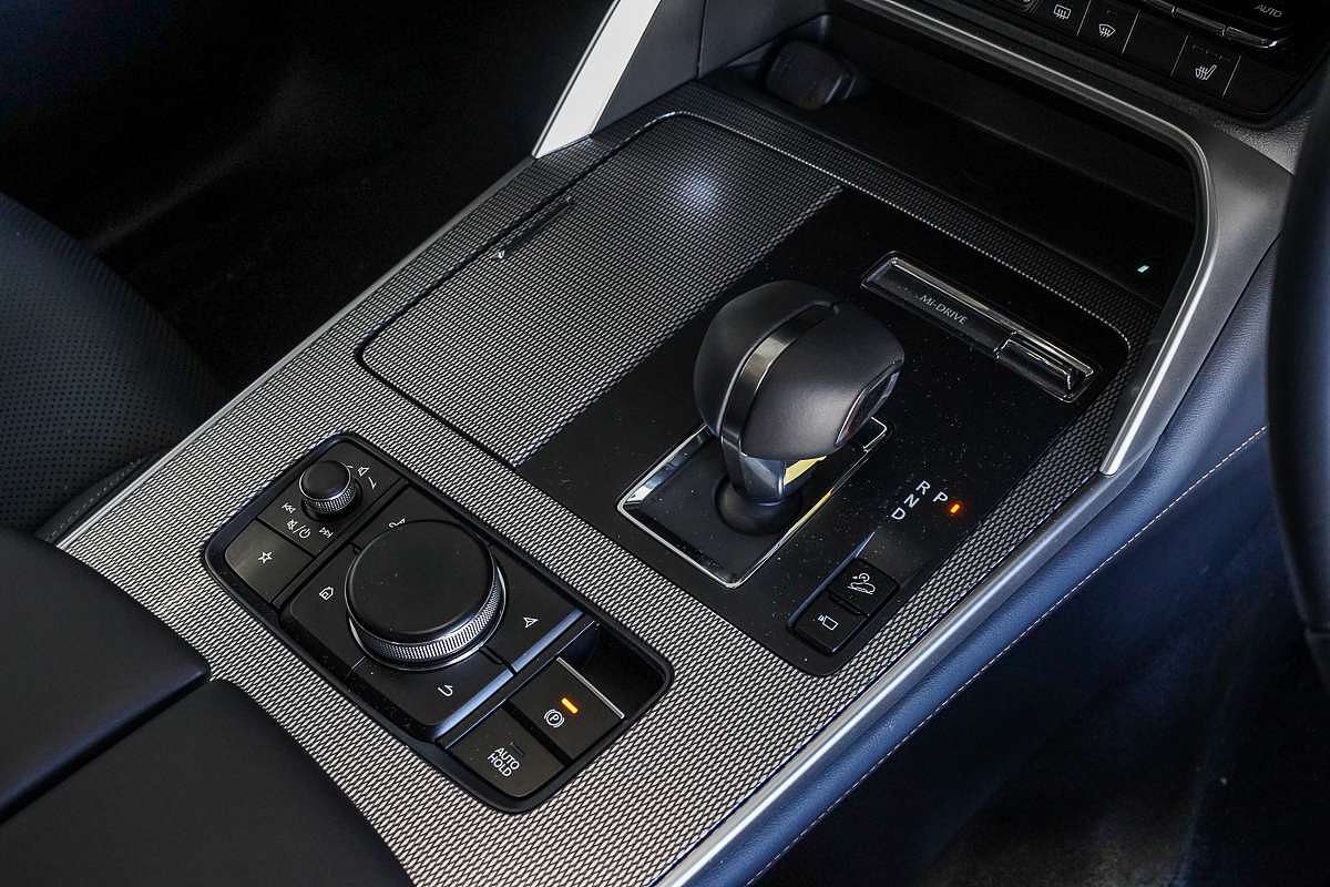 2025 Mazda CX-90 G50e Touring KK