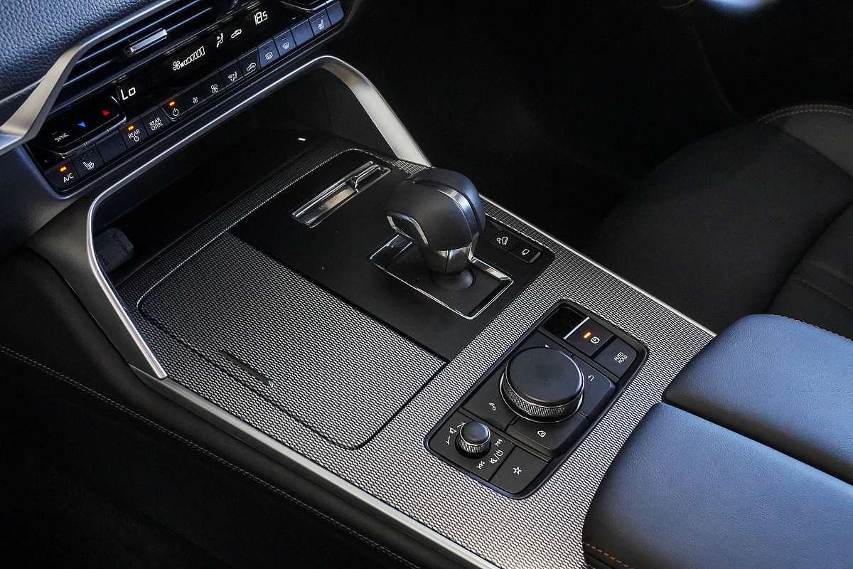 2025 Mazda CX-90 G50e Touring KK