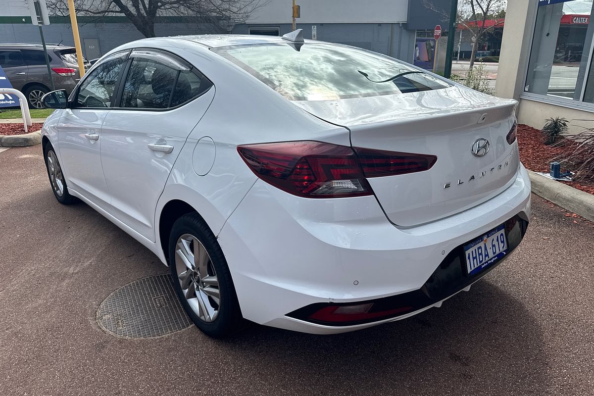 2020 Hyundai Elantra Active AD.2
