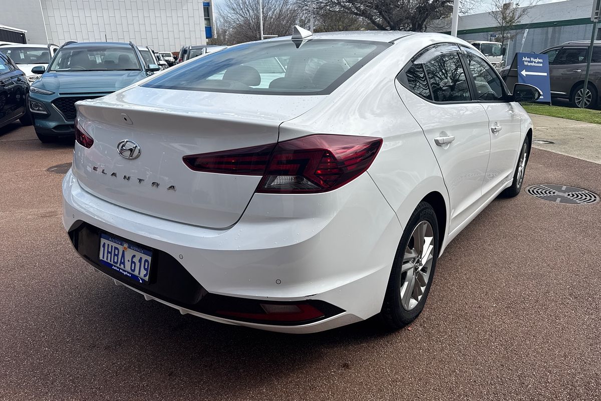 2020 Hyundai Elantra Active AD.2