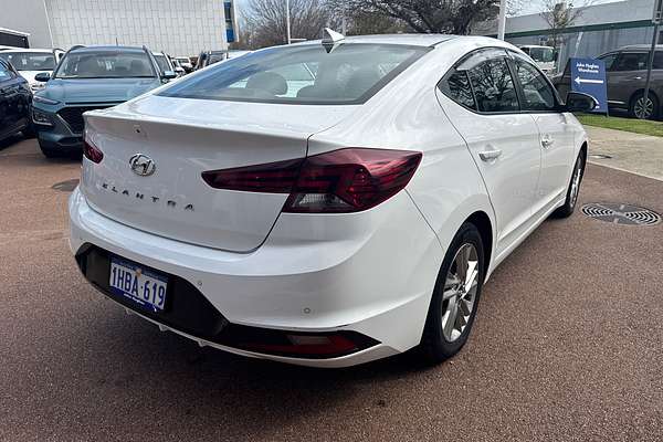 2020 Hyundai Elantra Active AD.2