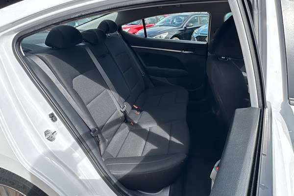 2020 Hyundai Elantra Active AD.2