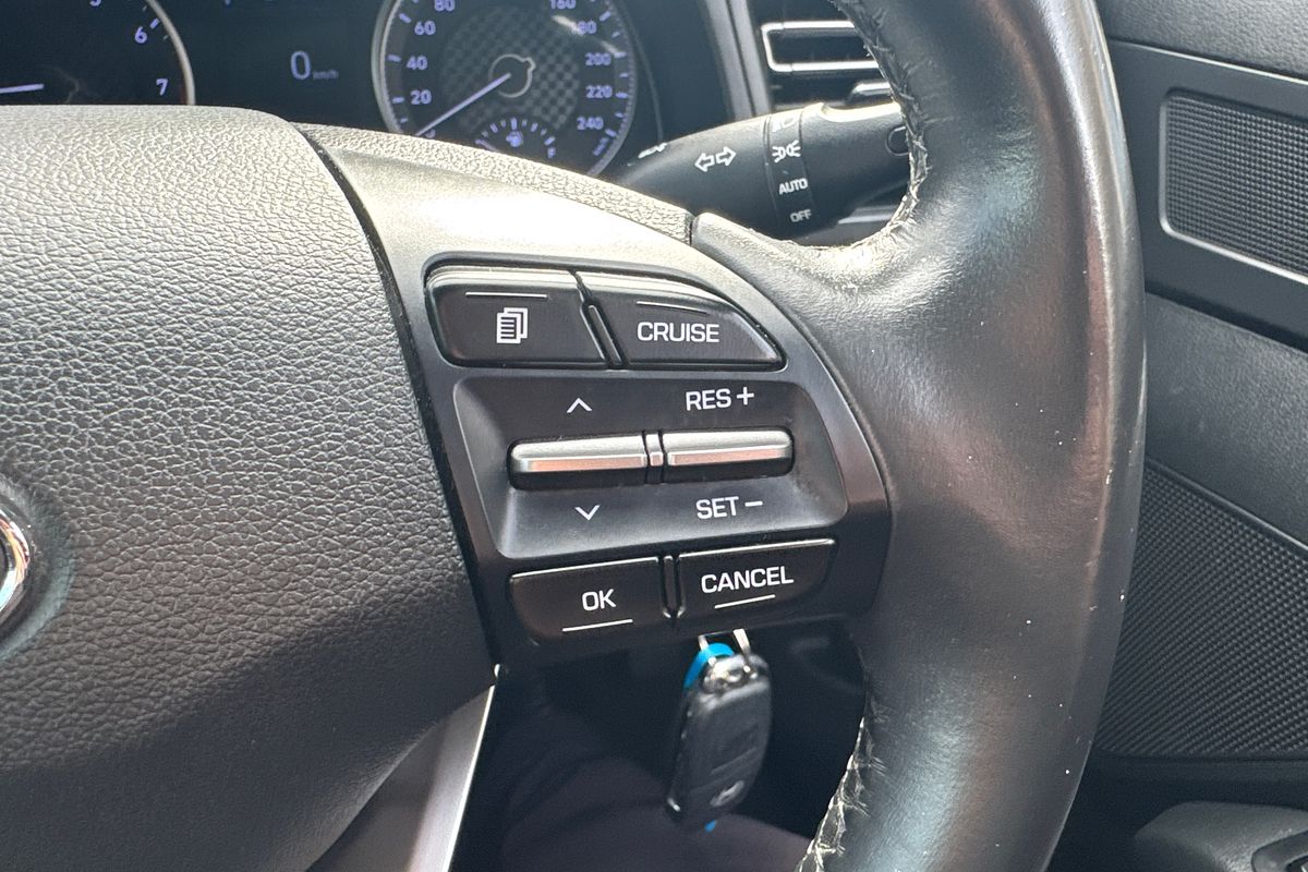 2020 Hyundai Elantra Active AD.2