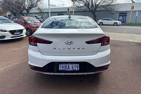 2020 Hyundai Elantra Active AD.2