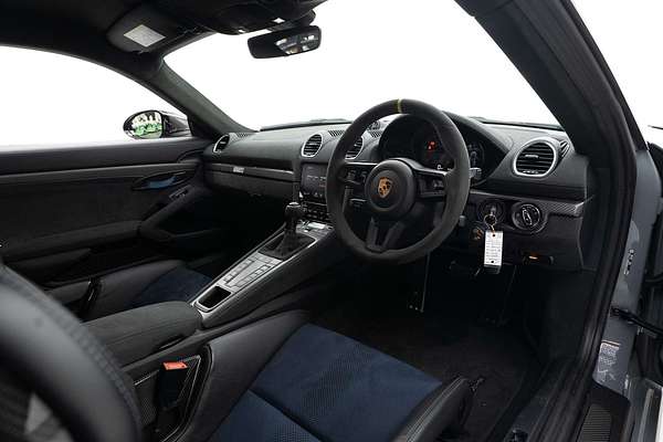 2022 Porsche 718 Cayman GT4 RS 982