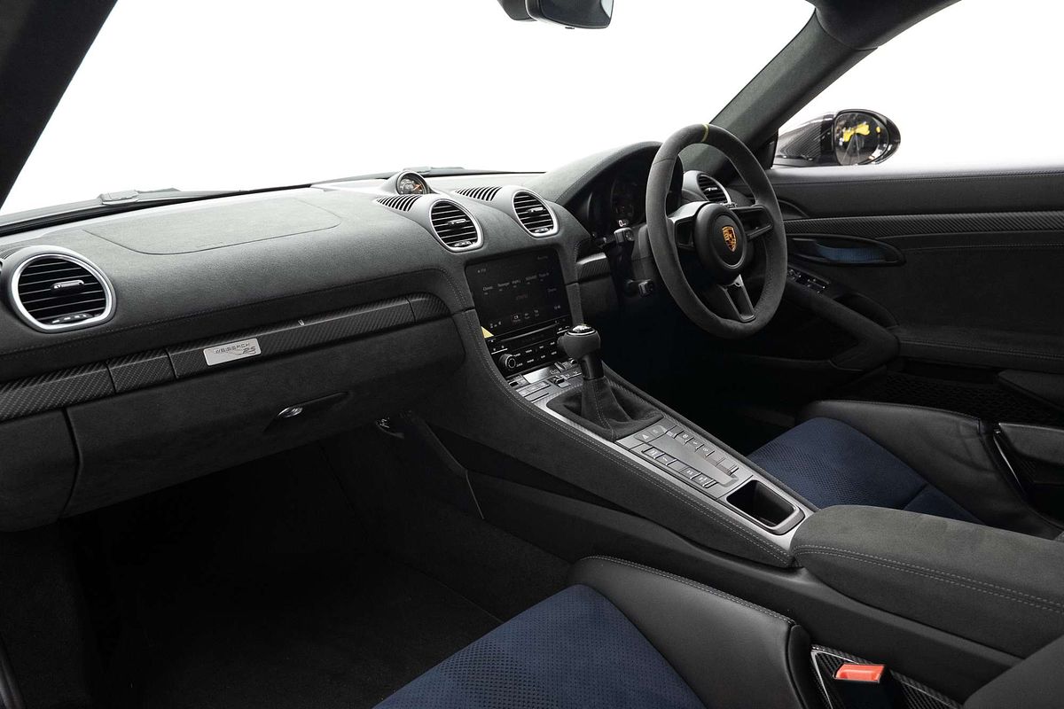 2022 Porsche 718 Cayman GT4 RS 982