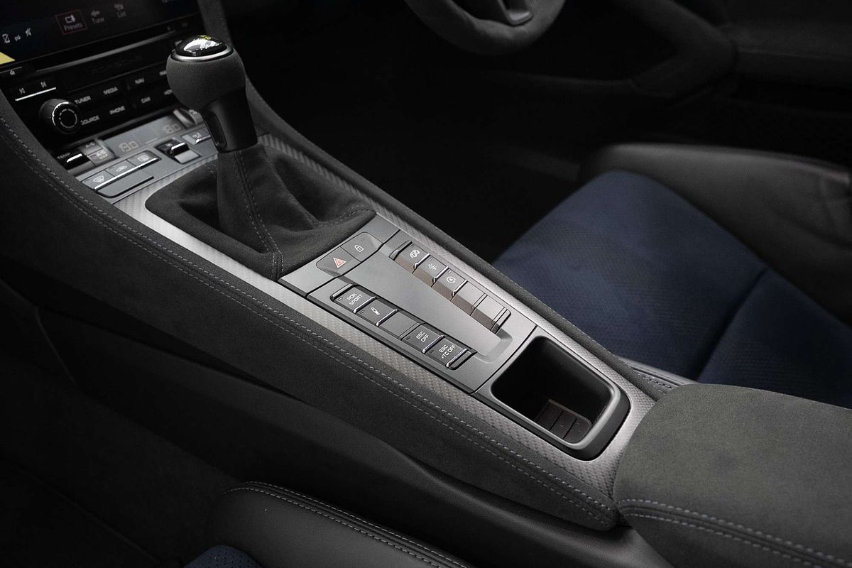 2022 Porsche 718 Cayman GT4 RS 982