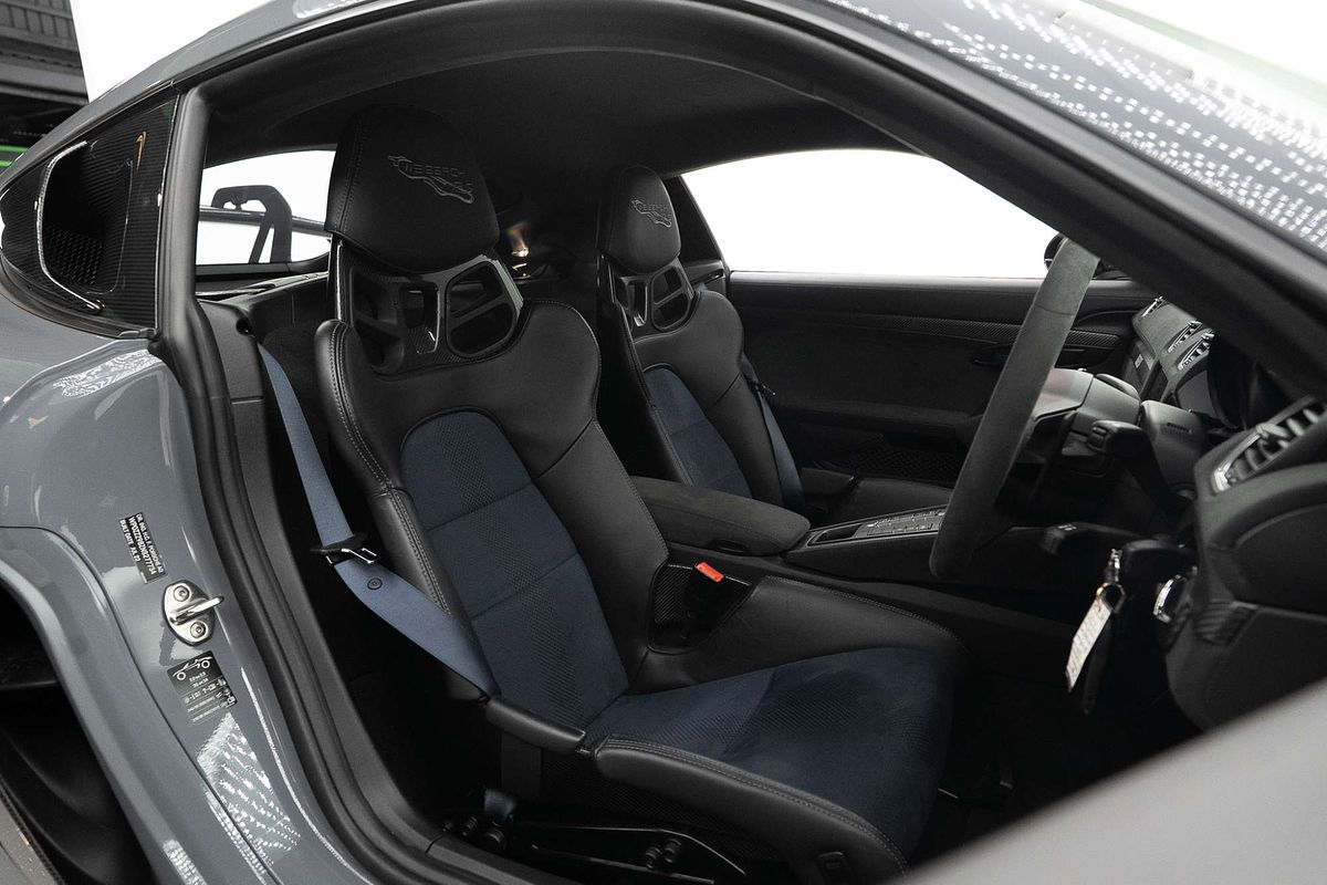 2022 Porsche 718 Cayman GT4 RS 982