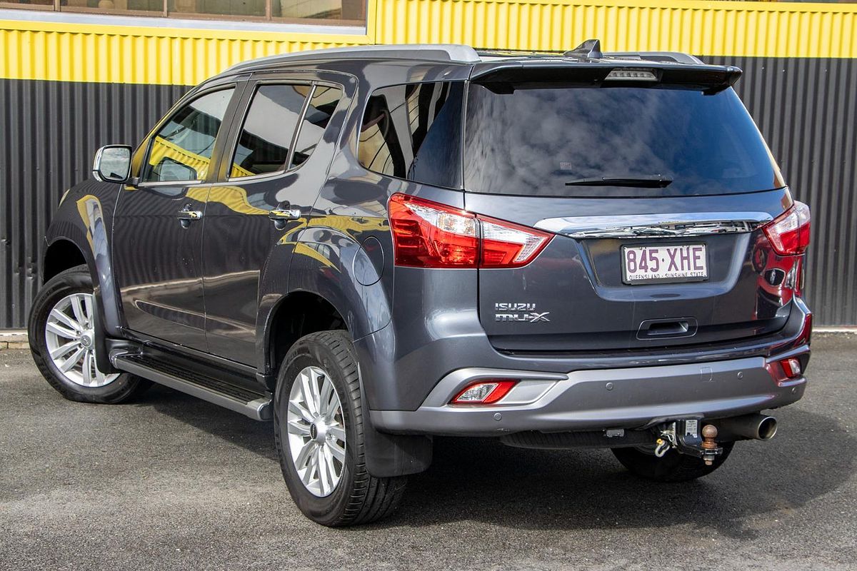 2018 Isuzu MU-X LS-T