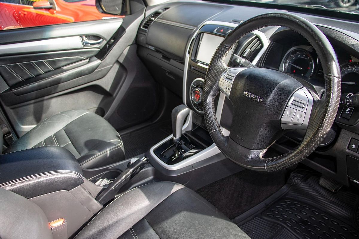 2018 Isuzu MU-X LS-T