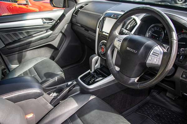 2018 Isuzu MU-X LS-T