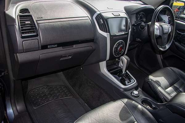 2018 Isuzu MU-X LS-T
