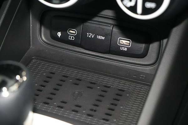 2025 Hyundai Venue Elite QX.V5