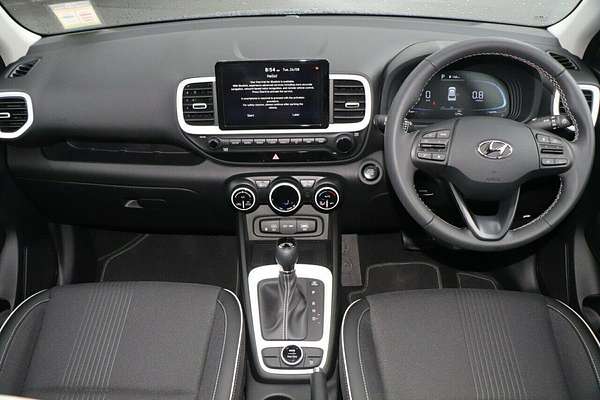 2025 Hyundai Venue Elite QX.V5