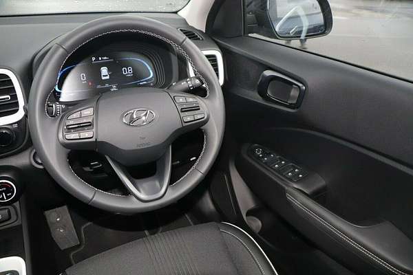 2025 Hyundai Venue Elite QX.V5