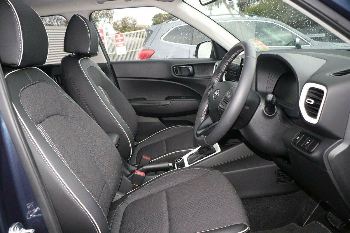 2025 Hyundai Venue Elite QX.V5