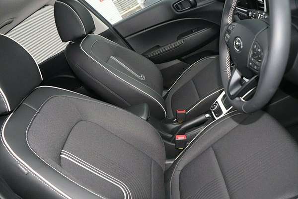 2025 Hyundai Venue Elite QX.V5