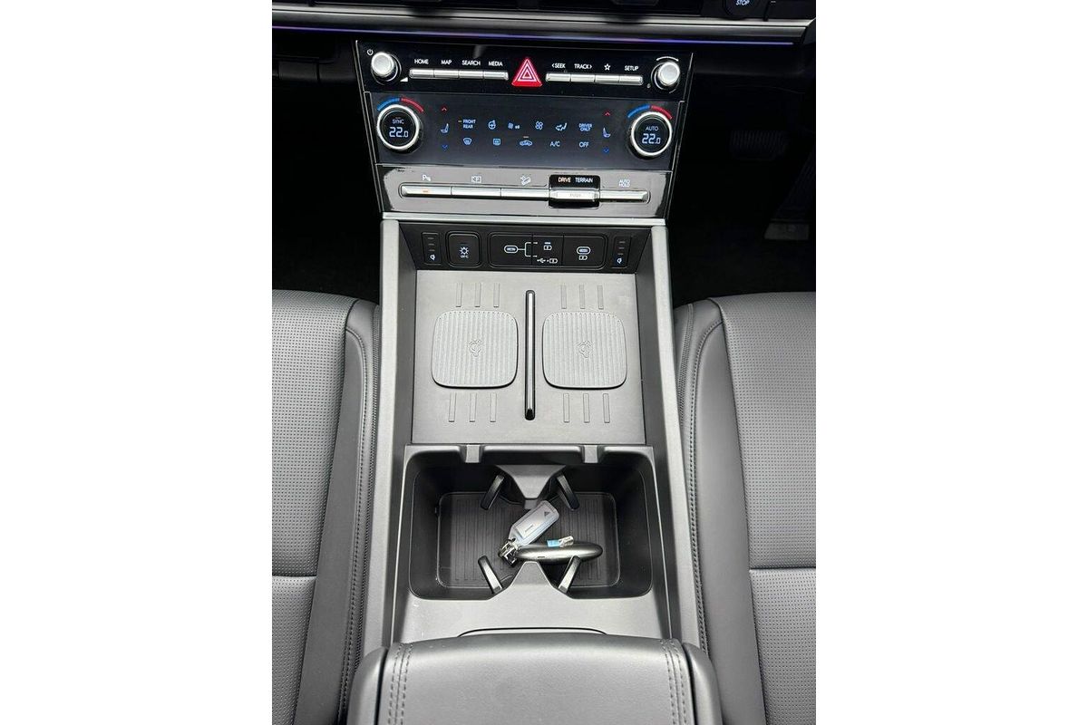 2024 Hyundai Santa Fe Hybrid Calligraphy MX5.V1