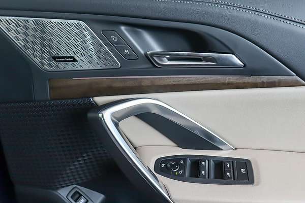 2025 BMW X1 xDrive20i M Sport U11