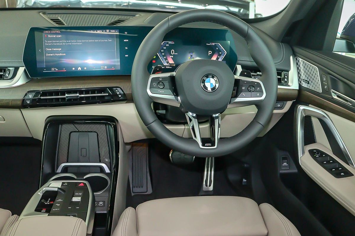 2025 BMW X1 xDrive20i M Sport U11