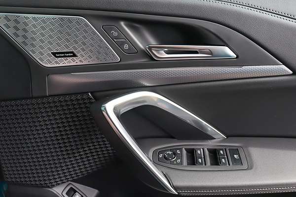2025 BMW X1 xDrive20i M Sport U11