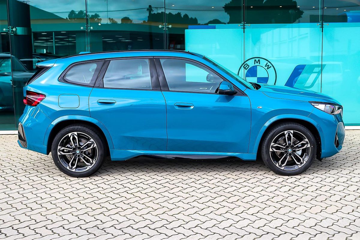 2025 BMW X1 xDrive20i M Sport U11