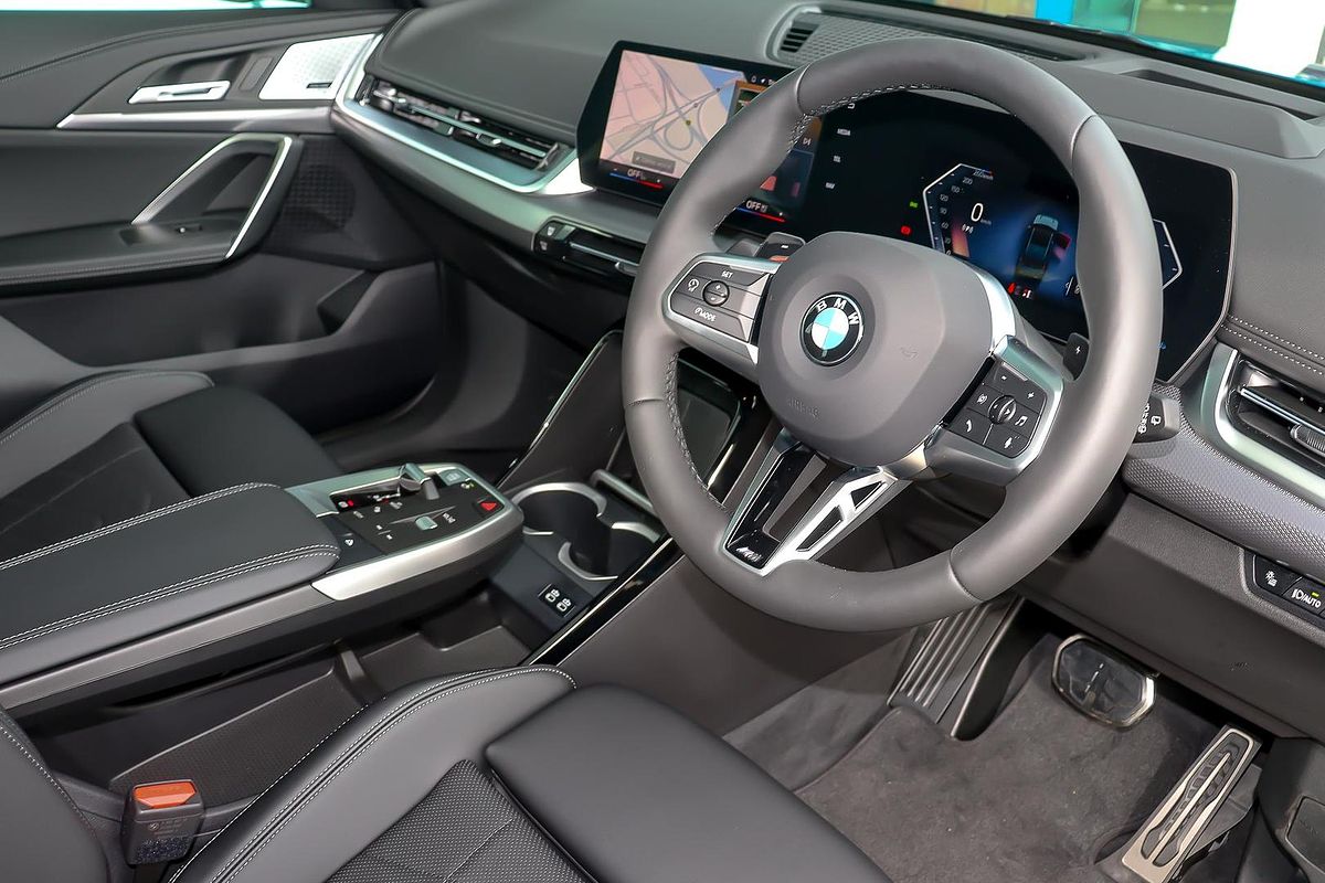 2025 BMW X1 xDrive20i M Sport U11