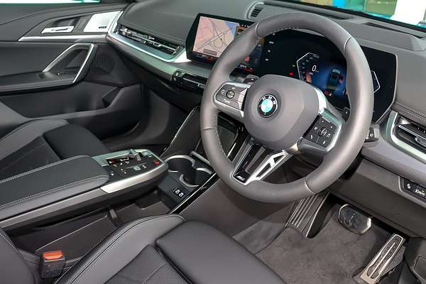2025 BMW X1 xDrive20i M Sport U11