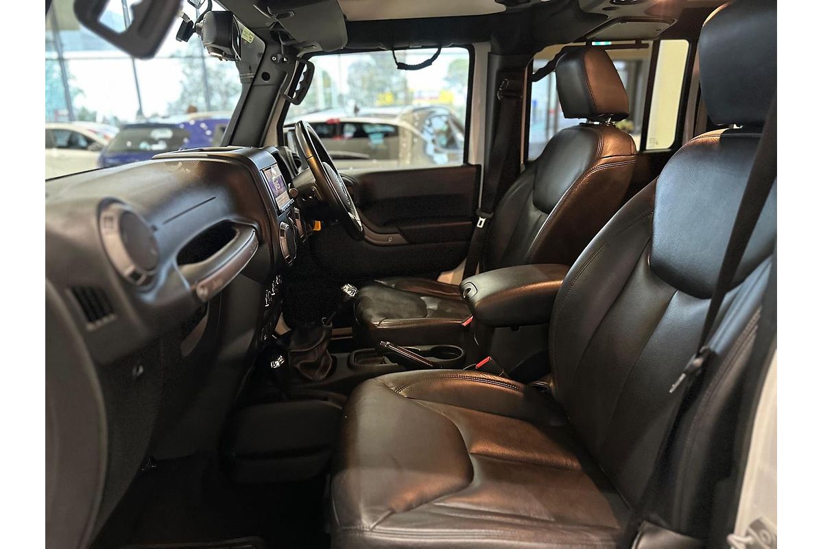2018 Jeep Wrangler Unlimited Sport JK