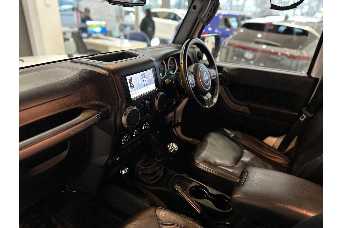 2018 Jeep Wrangler Unlimited Sport JK