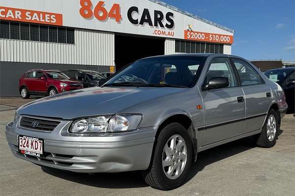 2002 Toyota Camry CSi SXV20R (II)