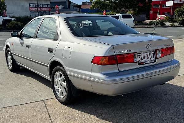 2002 Toyota Camry CSi SXV20R (II)