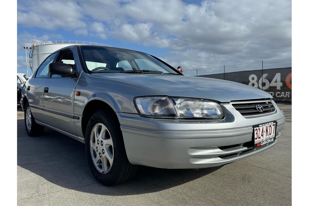 2002 Toyota Camry CSi SXV20R (II)