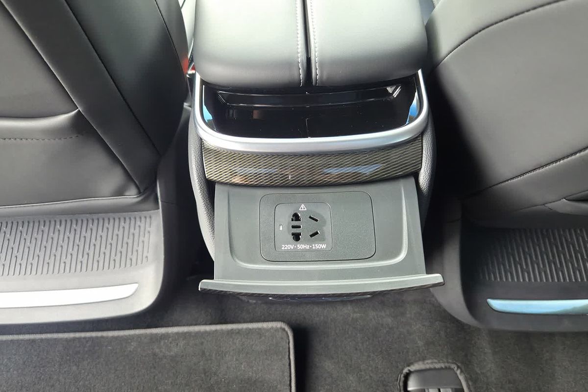 2025 LDV MIFA Luxe