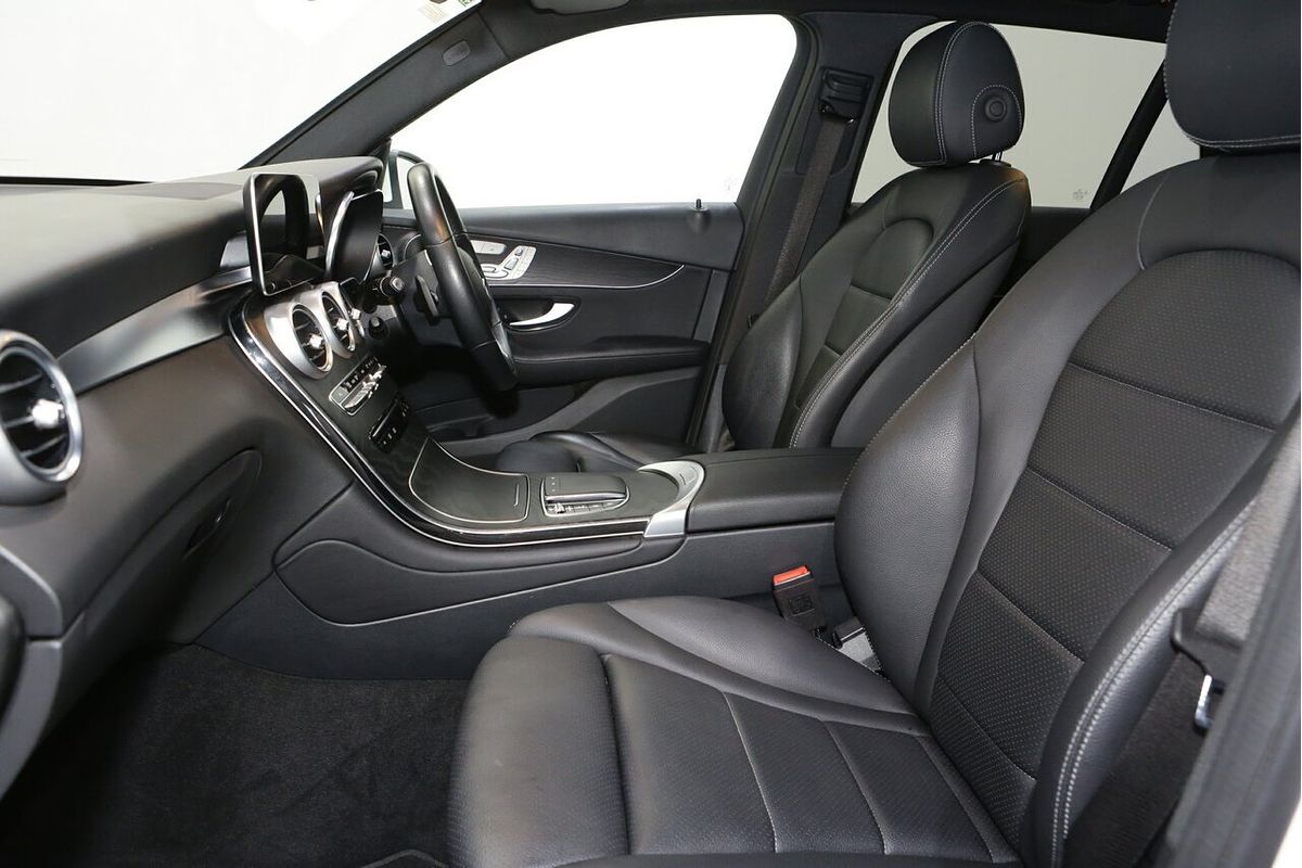 2022 Mercedes-Benz GLC-Class GLC300 X253