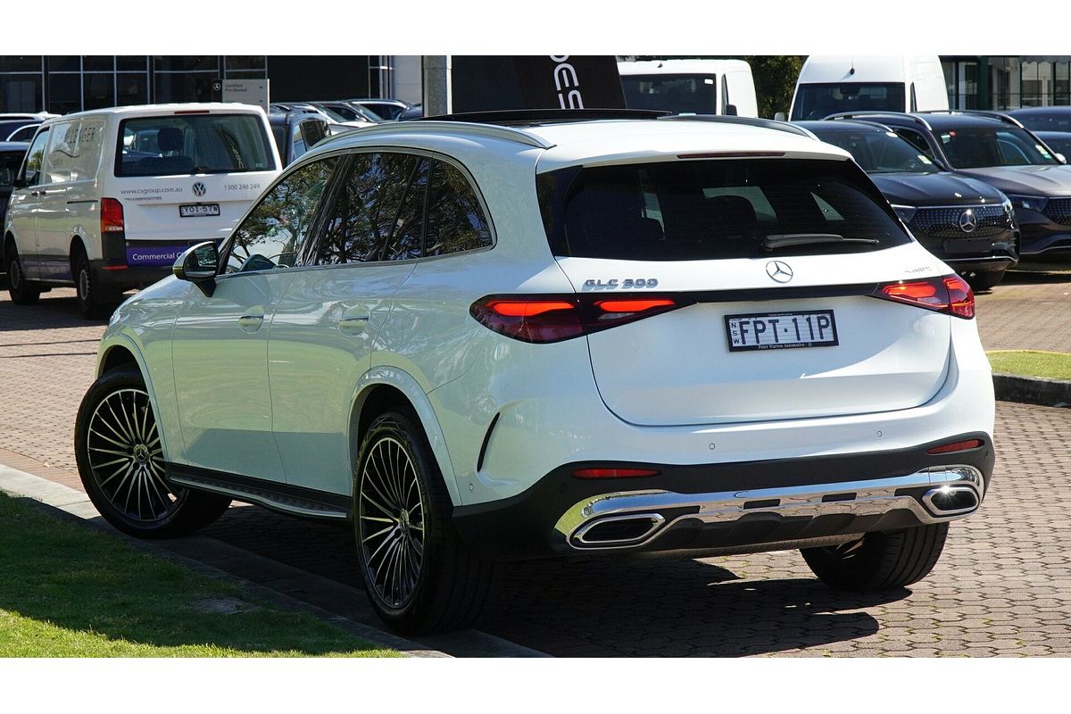 2025 Mercedes-Benz GLC-Class GLC300 X254