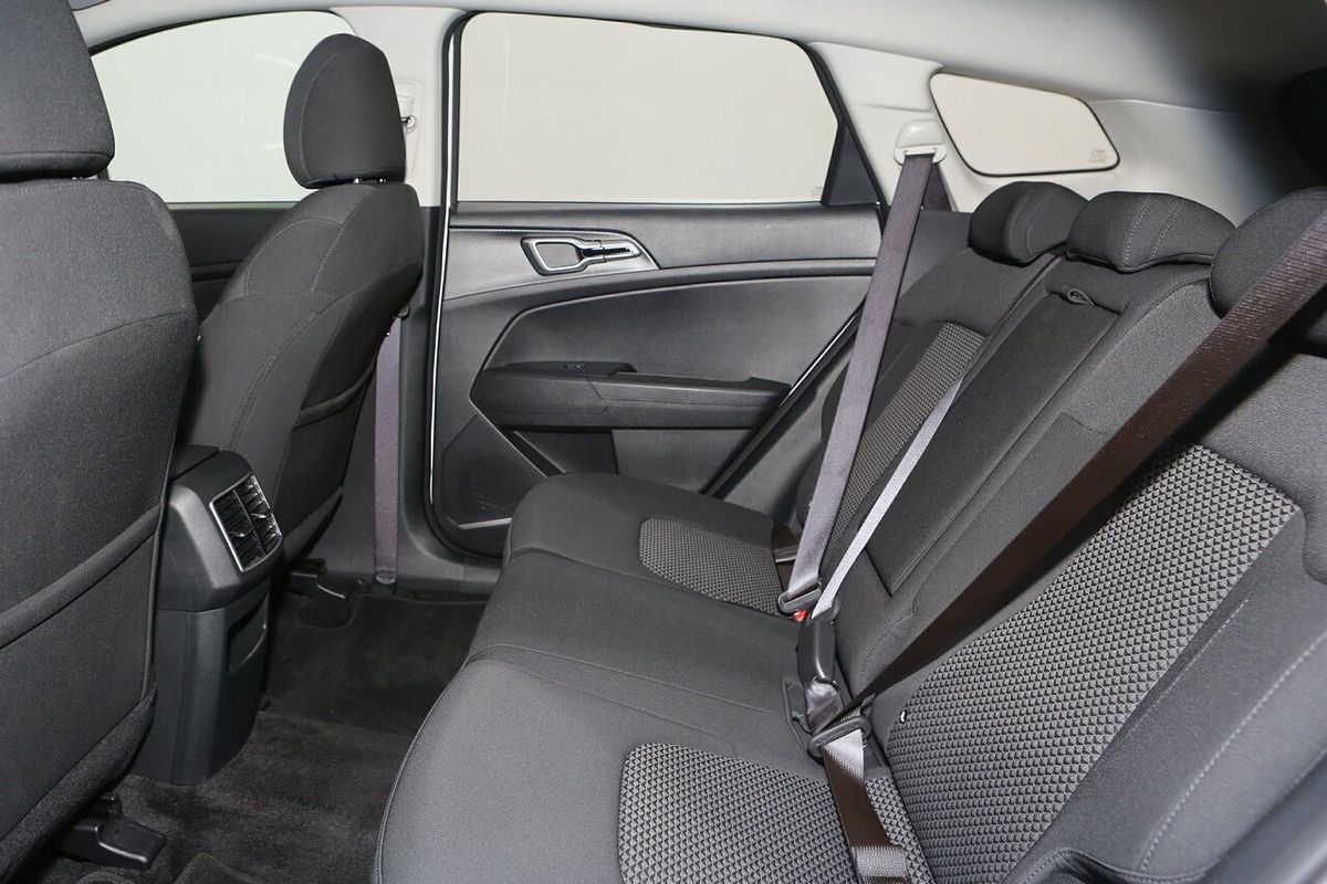 2024 Kia Sportage S NQ5