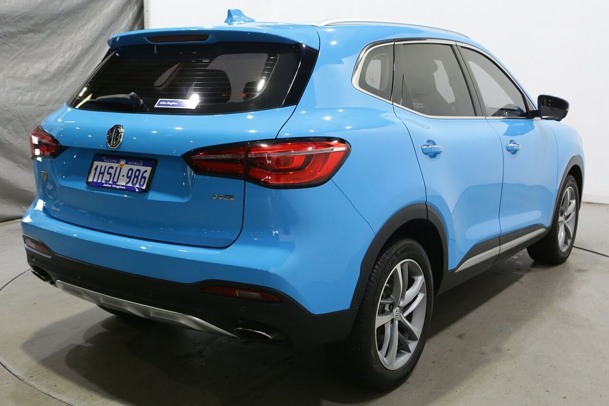2022 MG HS Essence SAS23