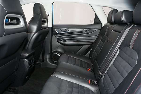 2022 MG HS Essence SAS23
