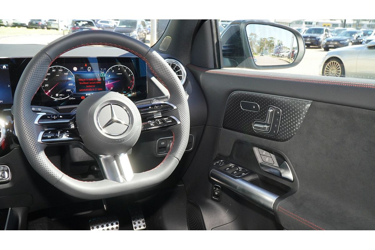 2025 Mercedes-Benz GLA-Class GLA250 H247