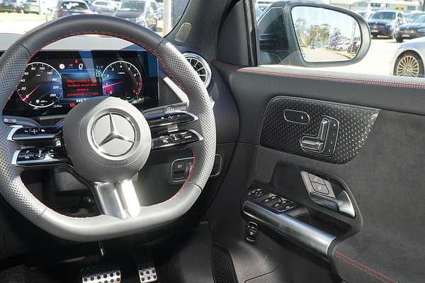 2025 Mercedes-Benz GLA-Class GLA250 H247
