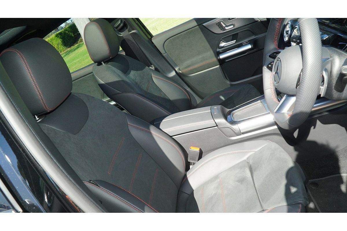 2025 Mercedes-Benz GLA-Class GLA250 H247